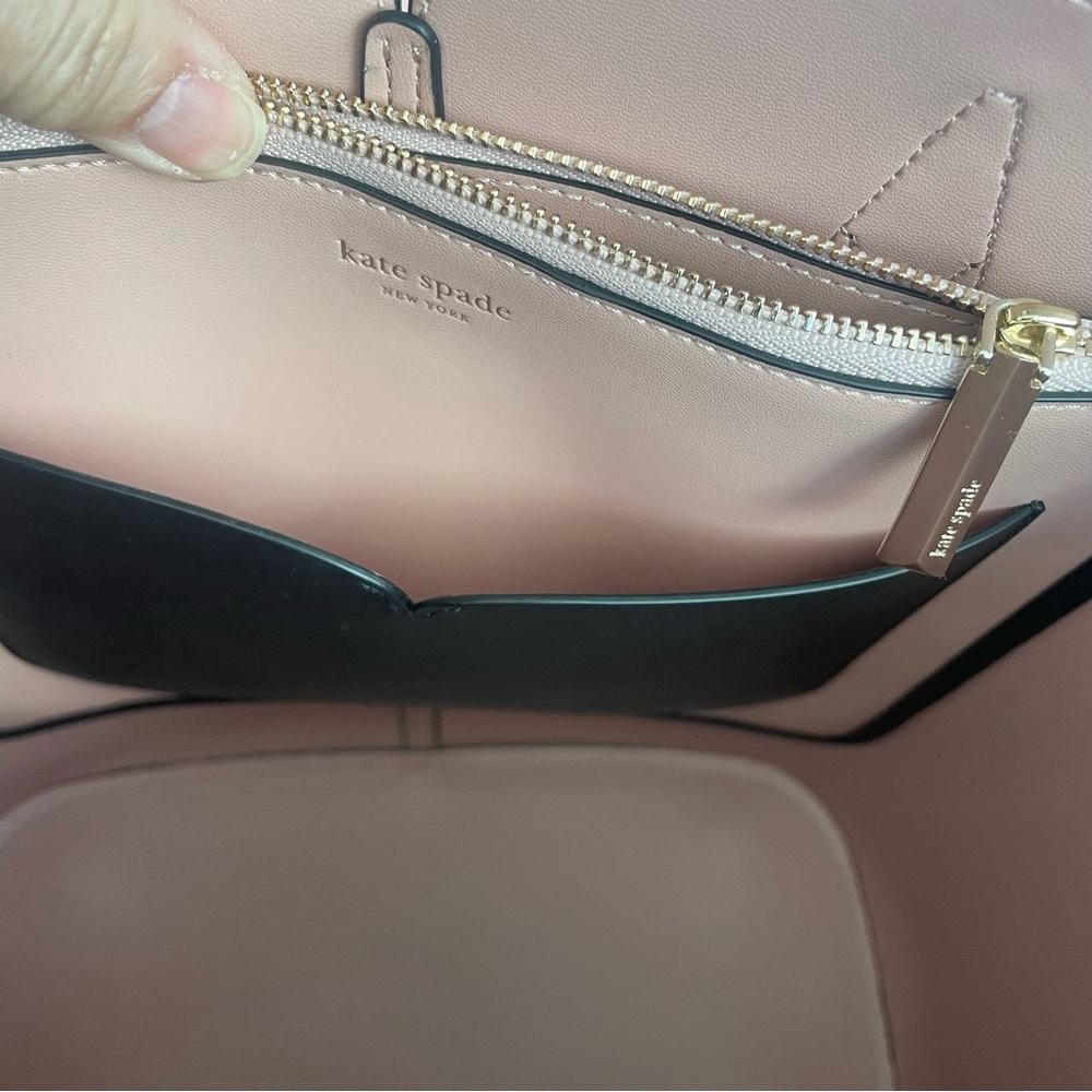 Kate Spade colorblock crossbody tote - Picture 4 of 8